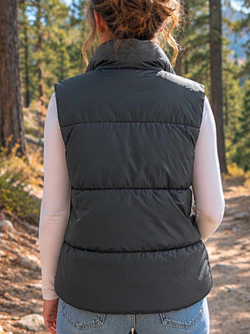 BDG Urban Outfitters Ladies Black High Collar Quilted Puffer‎ Vest. Size Medium. - Picture 4 of 13